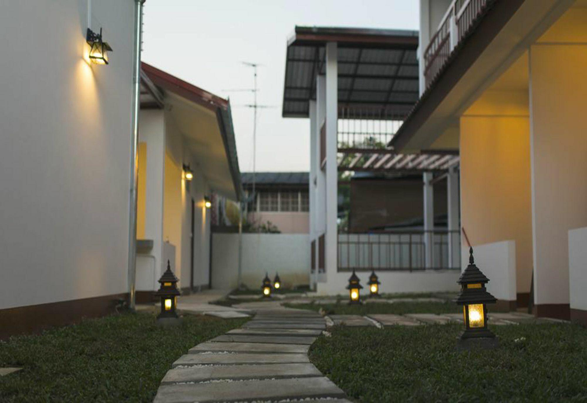 We Chiang Mai Guesthouse 2 Екстер'єр фото